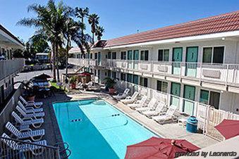 6-costa Mesa, Ca Hotel